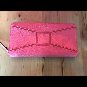 Kate Spade wallet. Purse sold separately